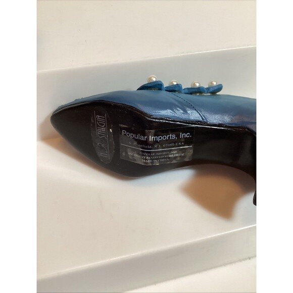 Nostalgia Handbag & Shoe Resin Mini Figurine 1999 Popular Imports Collectibles - Picture 7 of 13